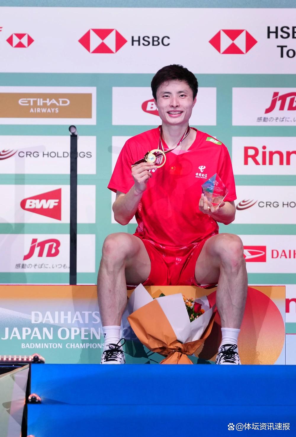 印尼队完胜泰国队,石宇奇高光表现 印尼队完胜泰国队,石宇奇高光表现