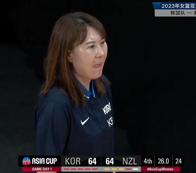 韩国队逆转印尼队,黄鸭组合惊艳四座 韩国队逆转印尼队,黄鸭组合惊艳四座