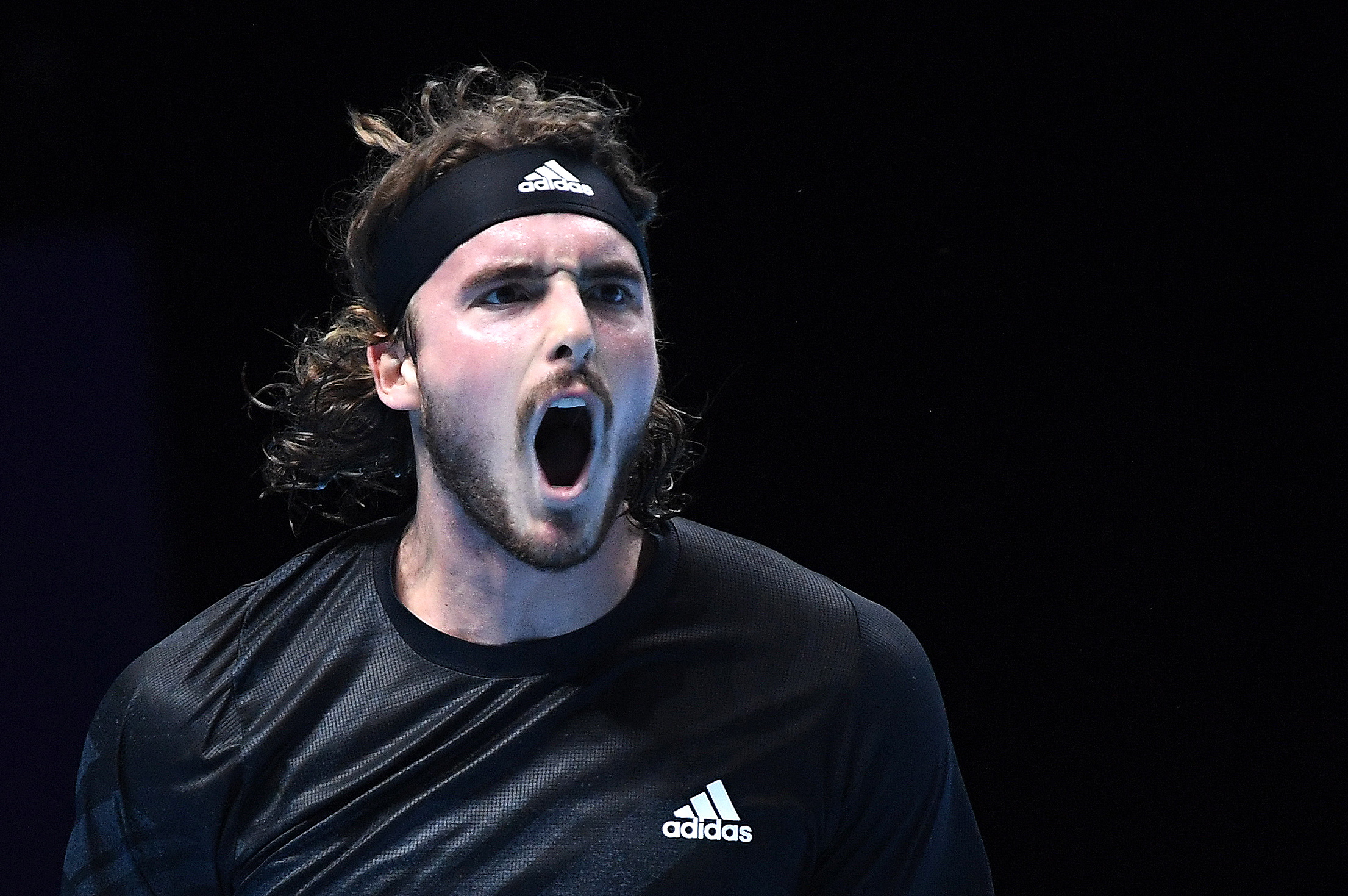 温网险胜ATP总决赛,西西帕斯刷新纪录 温网险胜ATP总决赛,西西帕斯刷新纪录