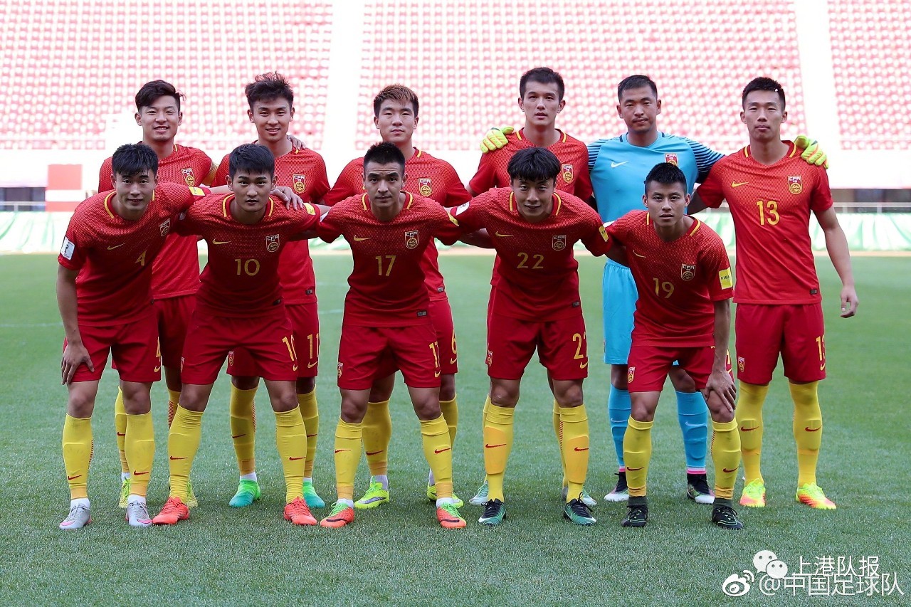 中国队险胜印度队，黄鸭组合扛起全队