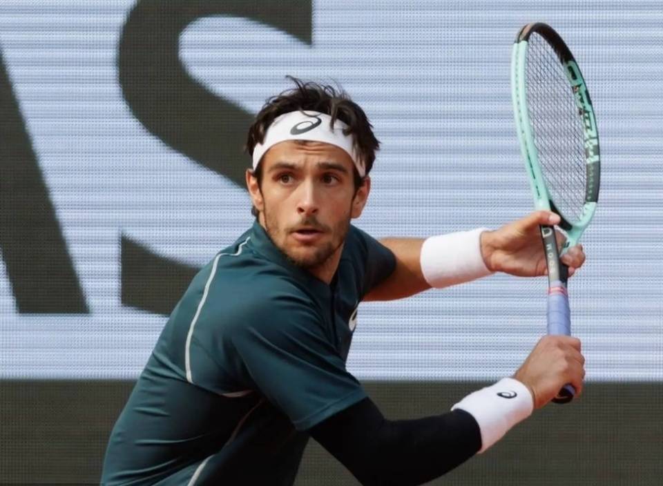 澳大利亚网球队逆转美国网球队，瓦林卡送出助攻