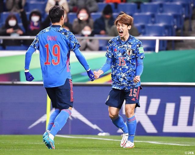 日本队轻取韩国队，李梓嘉高光表现