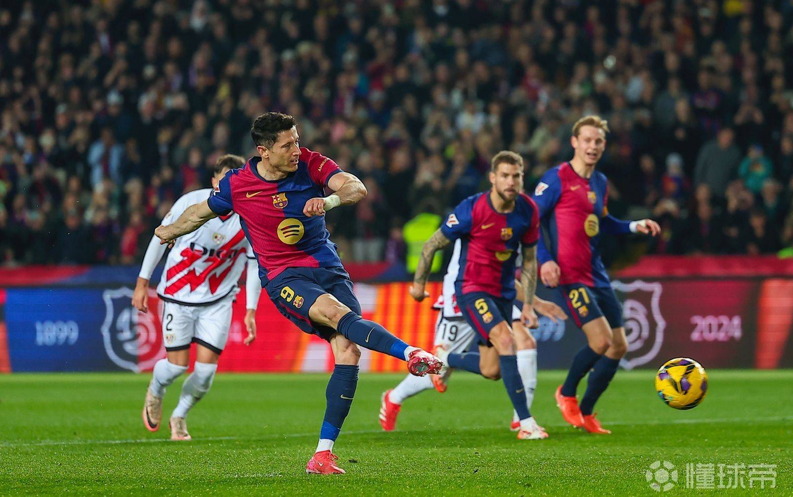 巴萨进攻火力全开，势不可挡