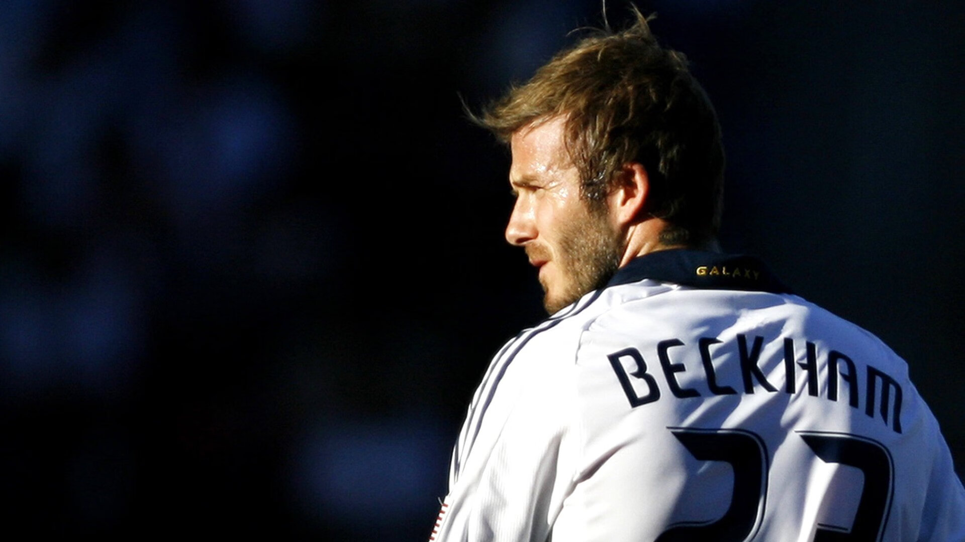 克瓦拉茨赫利亚爆发引领那不勒斯狂飙，土耳其新星闪耀黄潜主场