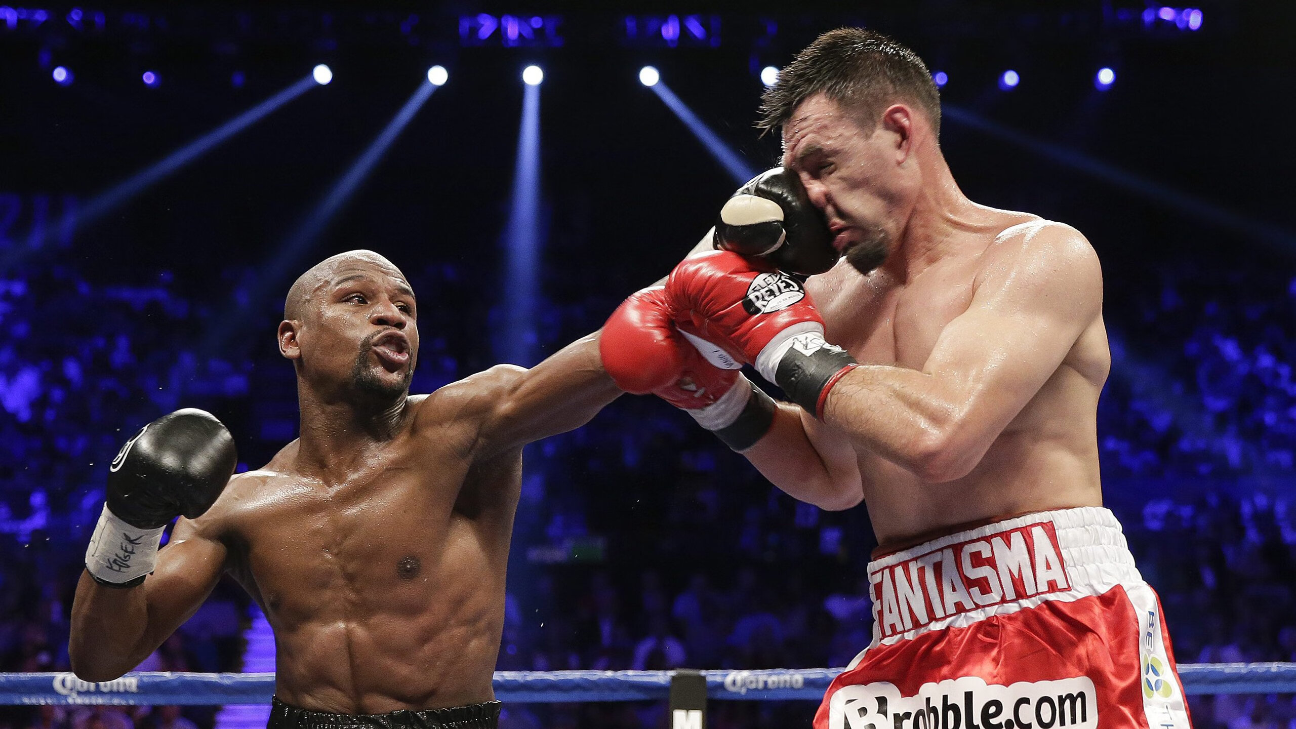 利拉德爆发诠释个人英雄主义，辽宁队团队篮球稳稳拿下奇才