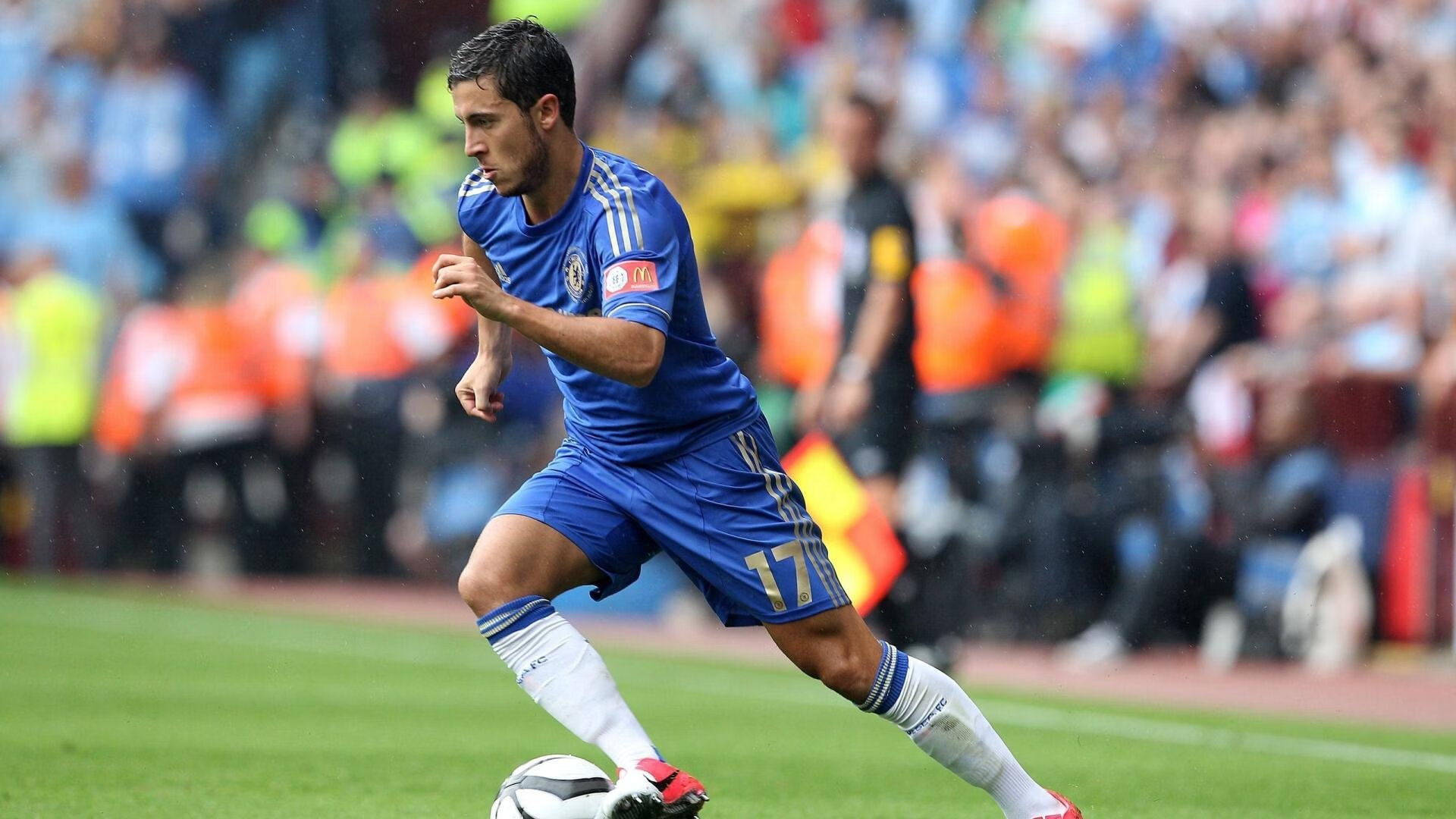 逆转之夜，莱万关键制胜，曼联绝境重生