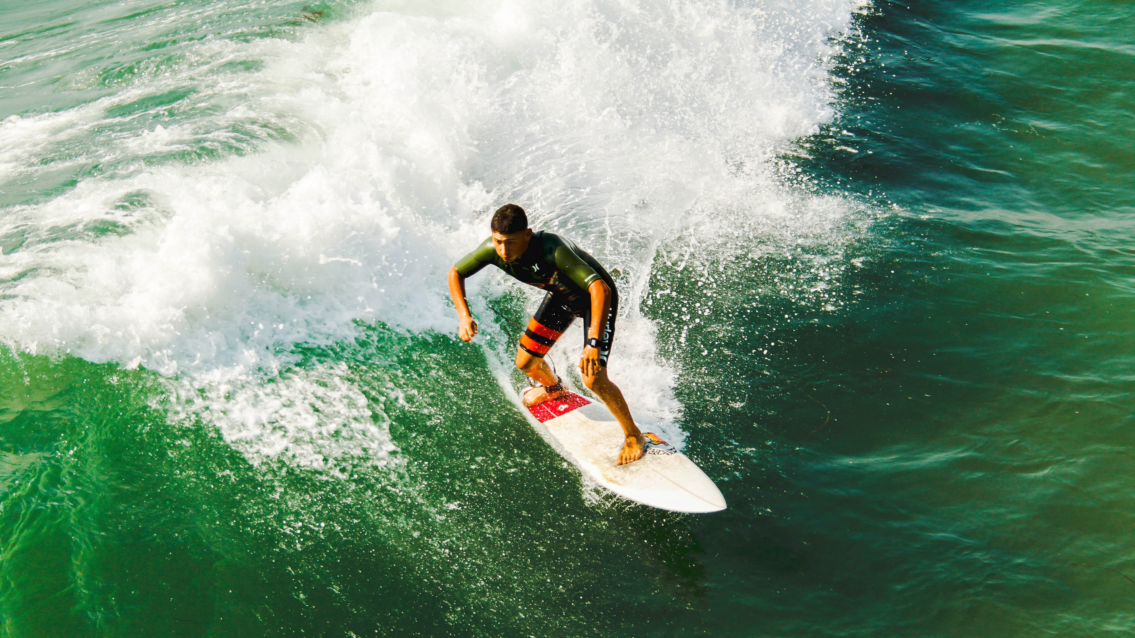 那夜，范戴克让时光倒流，年度焦点之战的唯一注解，是钢铁与艺术的极致统治