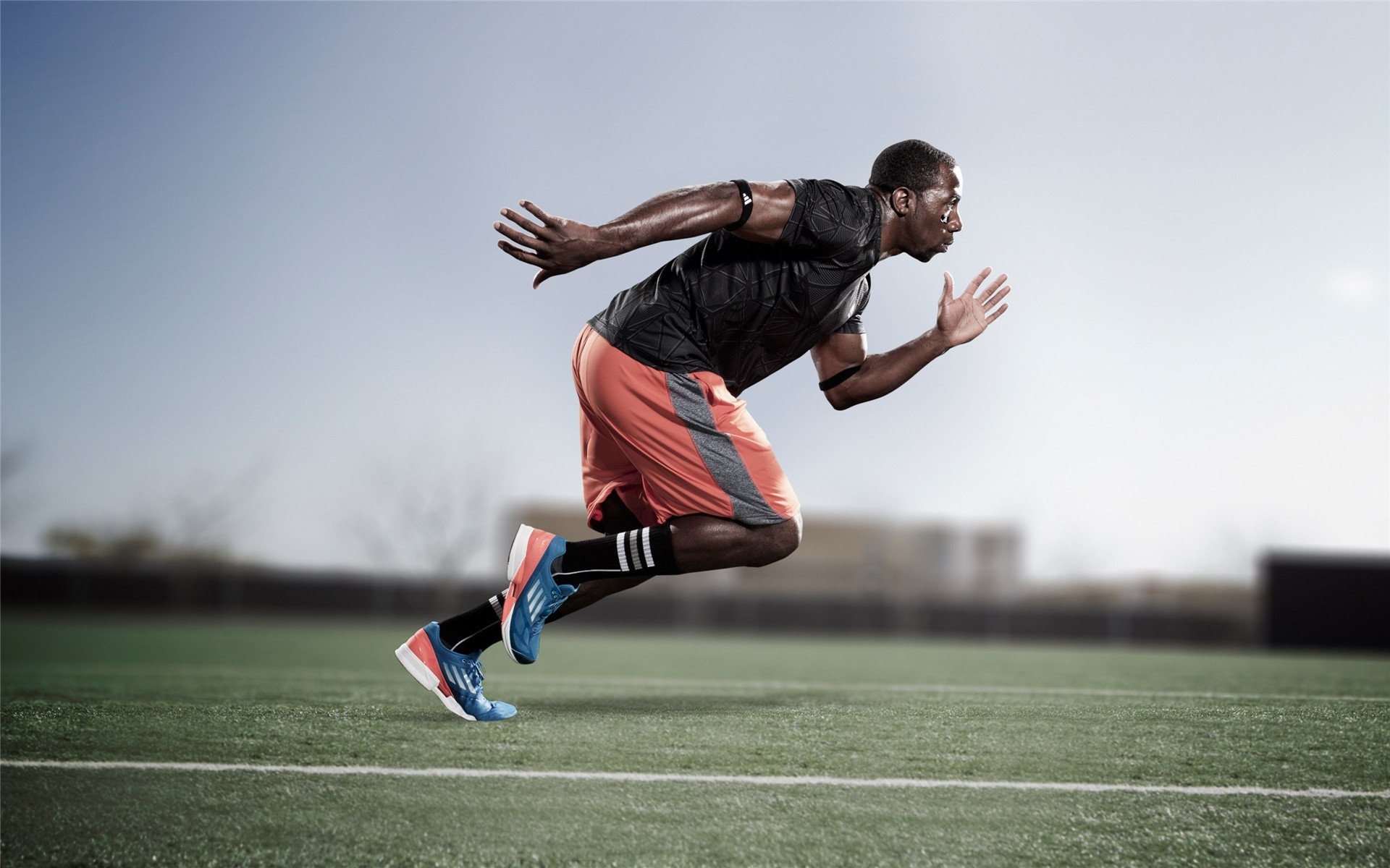 那一夜，阿尔瓦雷斯的火焰照亮了2026世界杯的星空